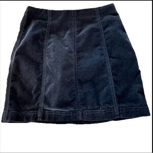 Free People Corduroy Mini Skirt Women’s 2 Black Lightweight Stretch Back Zip